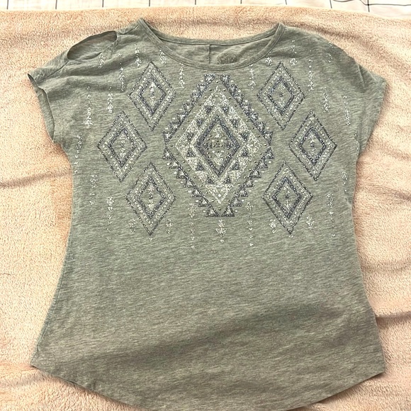 SOLD - Grey Rhinestone Pattern Girls Tee **DO NOT BUY** - Picture 1 of 2